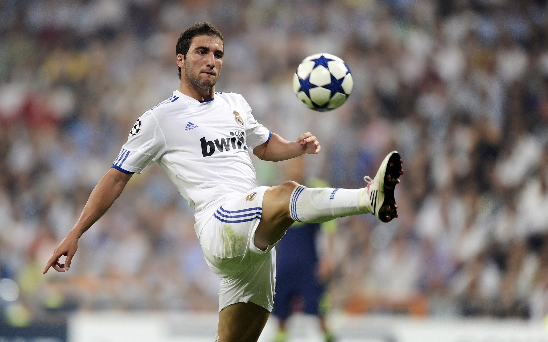 爱游戏官方入口-主题足球节多样化开展，拉近群众距离，开展足球活动